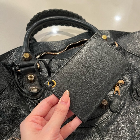 Balenciaga Classic Part Time Bag in Black with Rosegold Hardware - Picture 12 of 14